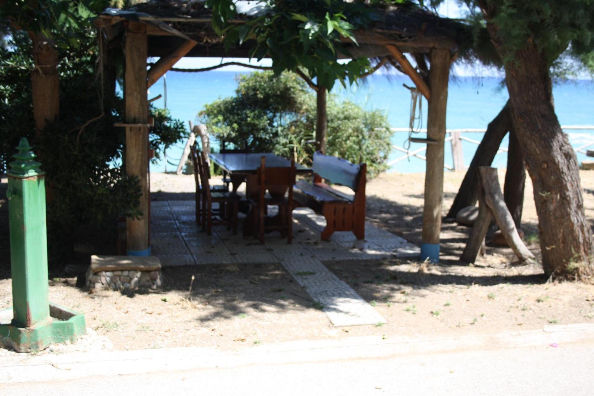 Camere & Case Vacanze Lo Scoglio 카스텔디투사 외부 사진